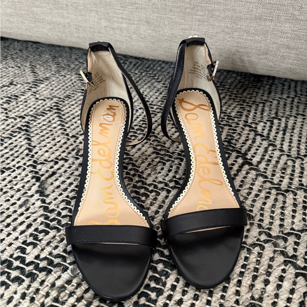 🖤Sam Edelman black leather strappy 3” heels. Kitten heels 🖤